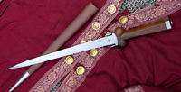 Kingston Arms bollock dagger